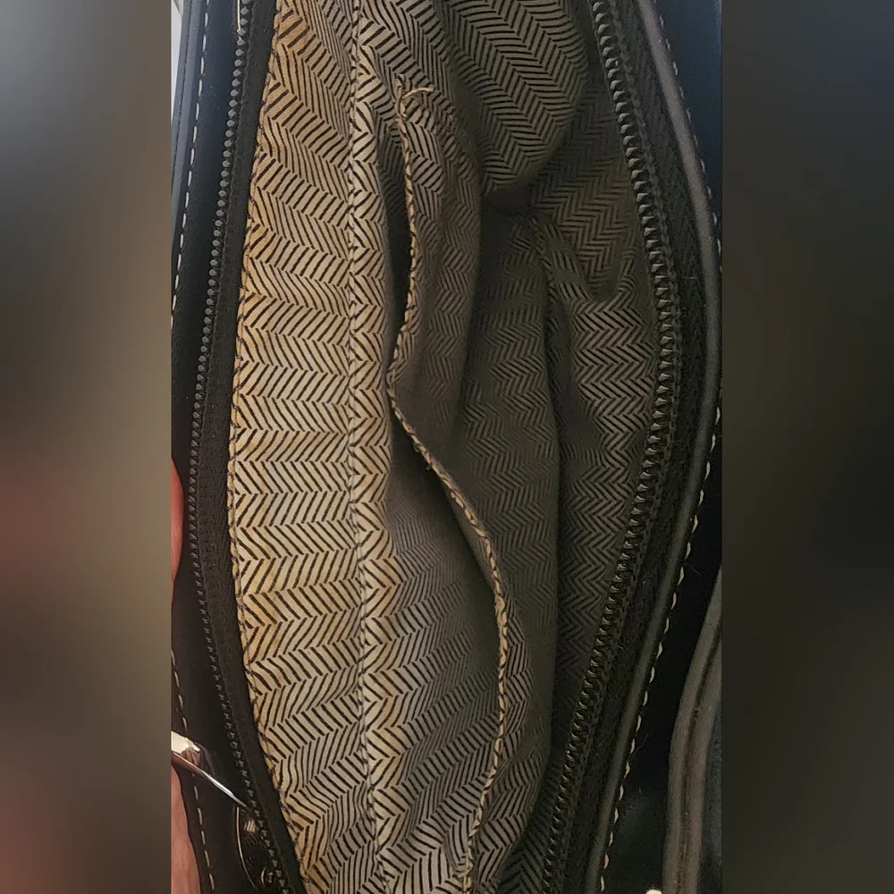 JustFab Black Purse With Silver Hardware With Shoulder Strap - Picture 6 of 8